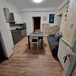 Lägenhet Dinka