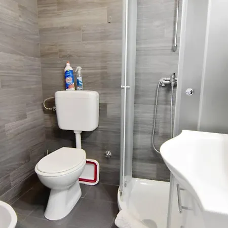Dinka Appartement *