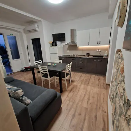 Dinka Umag